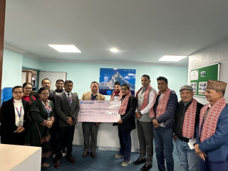 नेपाल एसबिआई बैंकद्धारा नेपाल भारत मैत्री संघ कास्कीलाई सहयोग रकम हस्तान्तरण