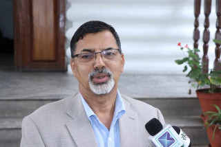 आगामी महाधिवेशनमा नेतृत्वमा प्रतिस्पर्धा गर्नुहुन्छ : जनार्दन शर्मा