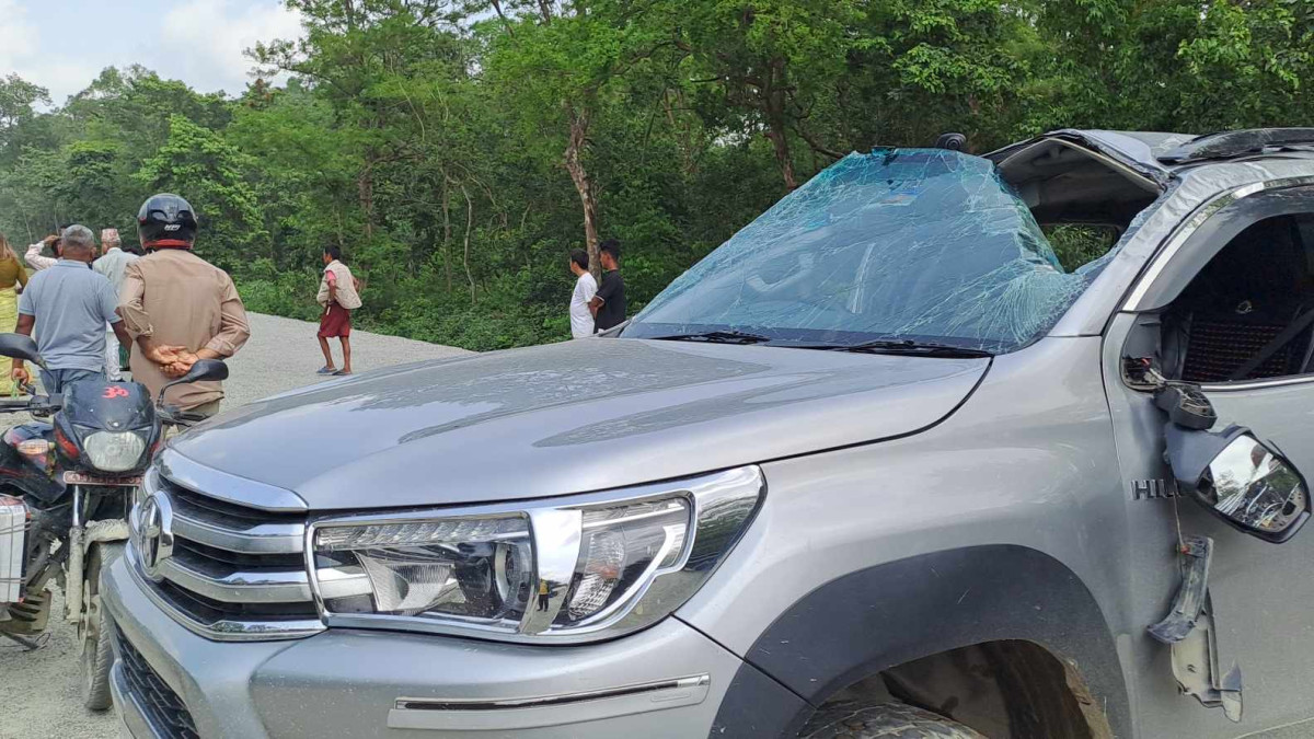 सांसद चढेको गाडीलाई डीएसपी सवार गाडीले ठक्कर दिएको पुष्टि