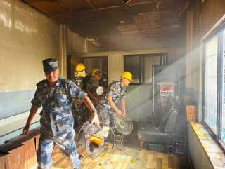 काठमाडौंको सोह्रखुट्टे स्थित सिग्मा कलेजको क्यान्टिनमा आगलागी
