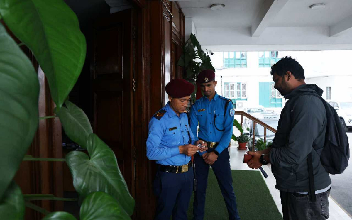 अर्थ मन्त्रालयले बजेट निर्माणलाई ध्यान दिँदै मन्त्रालय प्रवेशमा कडाइ