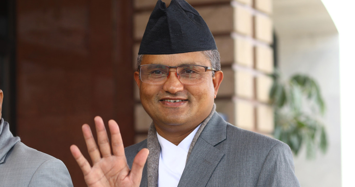 नोटमा पृथ्वीनारायण शाह र बुद्धको फोटो राखौं :  सुर्यबहादुर थापा