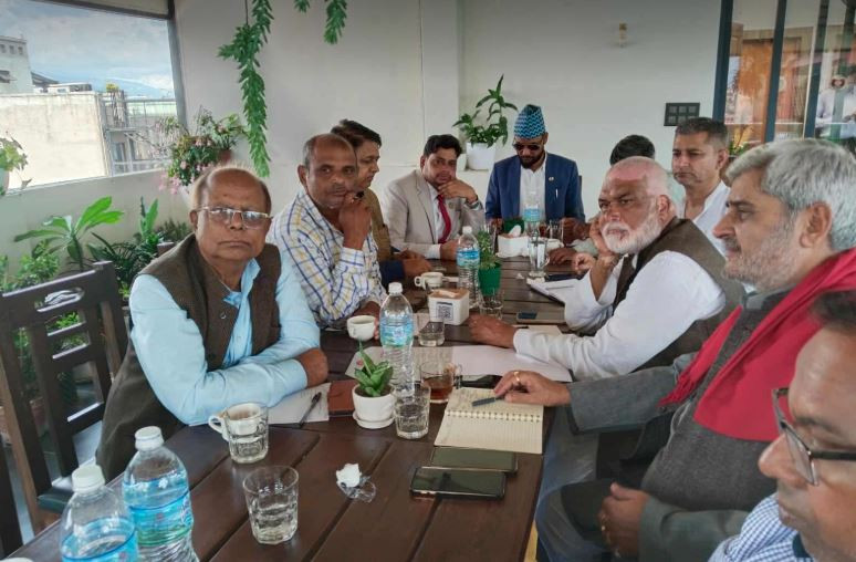 सङ्घीय लोकतान्त्रिक मोर्चाको बैठक सुरू