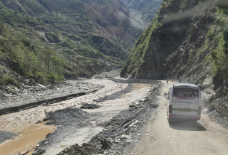 बीपी राजमार्गमा शनिबार बिहानदेखि सञ्चालन गर्ने