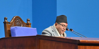 सभामुख र माओवादी केन्द्रका सांसदबीच कार्यसूचीबाट दुई विषय हटाइएपछि सवाल जवाफ