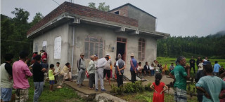 सुतिरहेकी श्रीमतीलाई पूर्वसैनिकले गरे हत्या, छोराछोरी र प्रहरीलाई आफैं दिए जानकारी