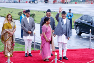 प्रधानमन्त्री ओली आज चीन भ्रमणमा जाँदै, को-को छन् भ्रमण टोलीमा?
