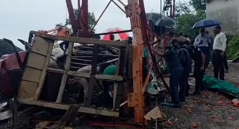 गुजरातमा रोपवेको केबल भाँचिदा ६ जनाको मृत्यु