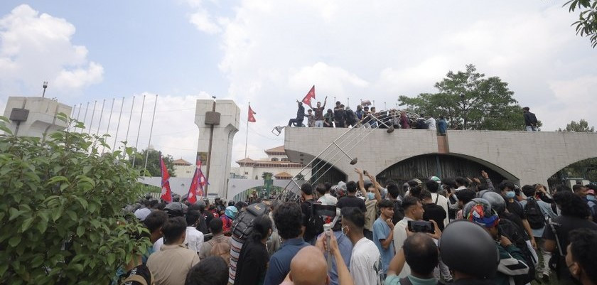 शीतलनिवास, सिंहदरबार, नारायणहिटी लगायतका मुख्य क्षेत्रमा पनि थपियो कर्फ्यु
