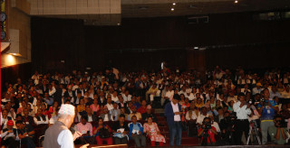 माओवादी केन्द्रीय समिति बैठकमा होहल्ला, पत्रकारलाई बाहिर निकालियो