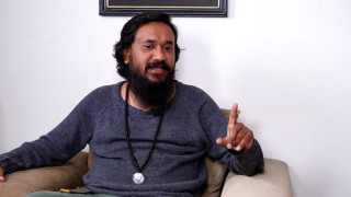 चौतर्फी आलोचनापछि कार्कीले रोकिन् खगेन्द्रको सुनारको शपथ