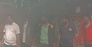 मधेस प्रदेश: मुख्यमन्त्री कार्यालयका कर्मचारीलाई बाहिर निकालेर ताला लगाइयो