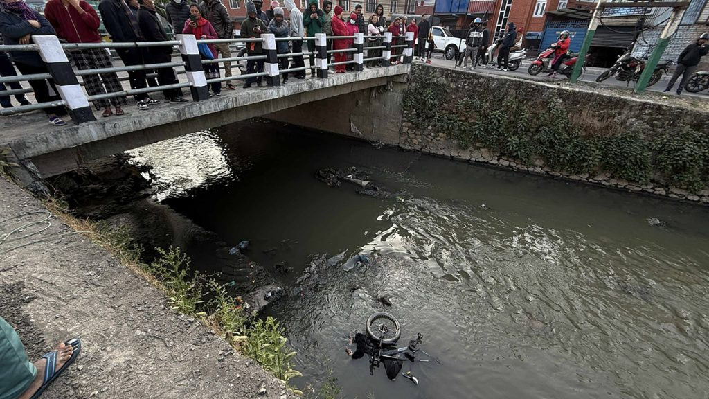काठमाडौंको धोबीखोलामा एक व्यक्ति मृत फेला