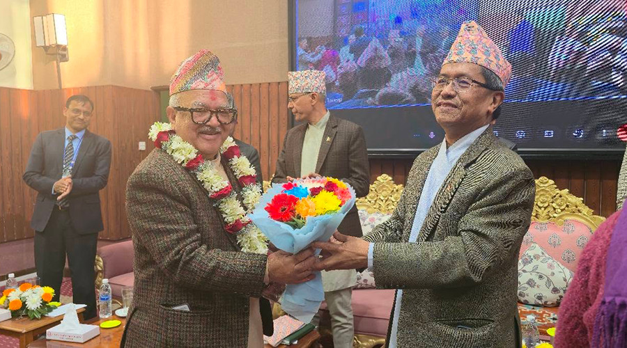 अख्तियारका आयुक्त किशोर सिलवाल अवकाशमा