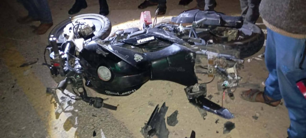 रोकिराखिएको टिपरमा मोटरसाइकल ठोक्किँदा १८ वर्षीय युवकको मृत्यु