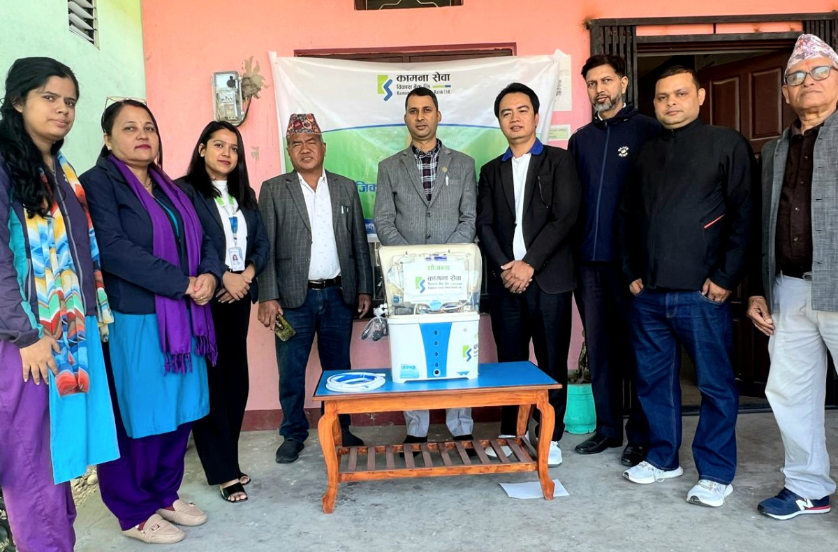 कामना सेवा विकास बैकले स्वास्थ्य केन्द्रहरुमा गर्यो सहयोग