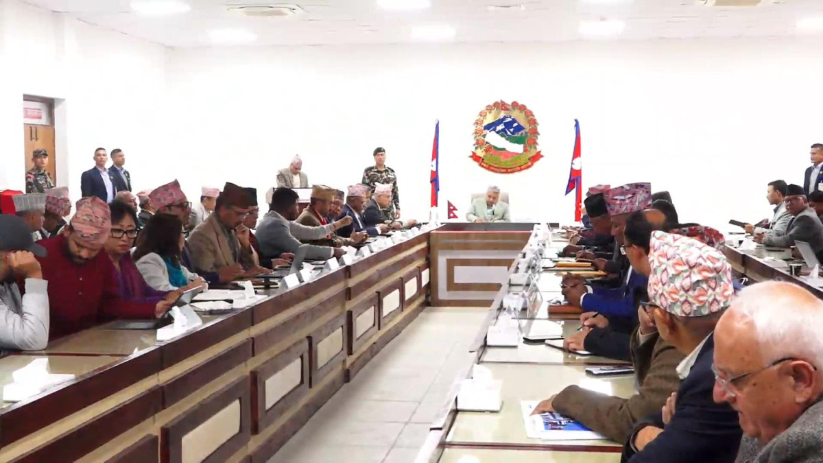 प्रतिनिधि सभा निर्वाचनबारे आयोगसहित दल र नागरिक प्रतिनिधिसँग छलफलमा सरकार