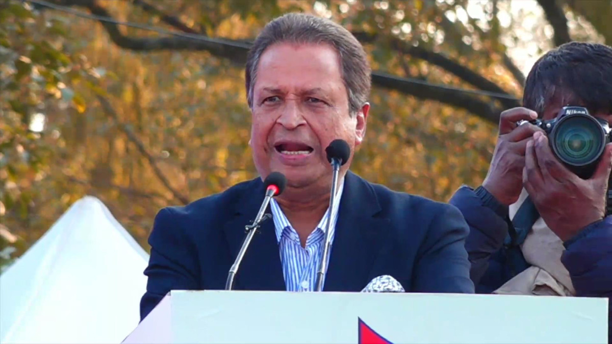 काँग्रेस महामन्त्रीद्वयलाई विनोद चौधरीको आग्रहः नेतृत्वमा पुग्ने यात्रालाई अधुरो नछोड्नुस्