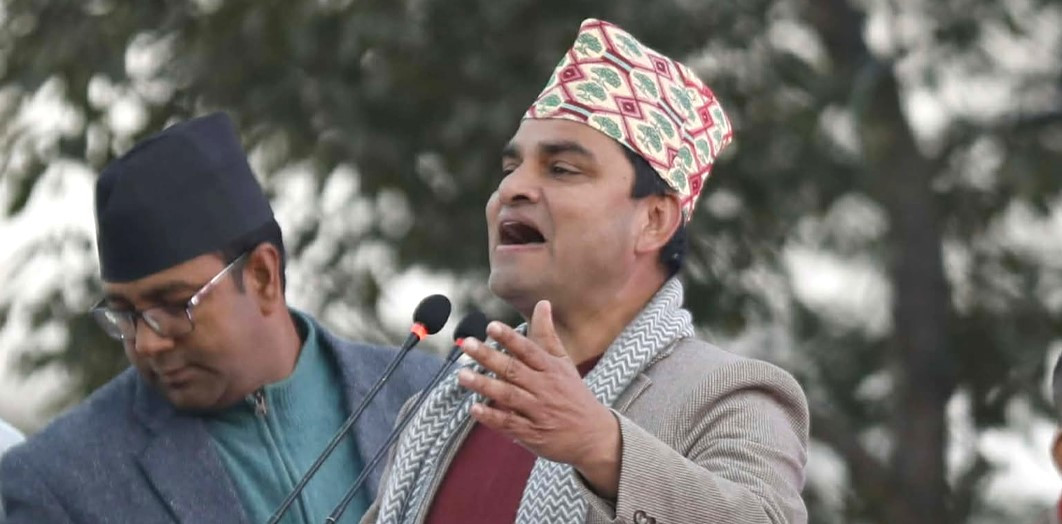 वार्ता स्थलबाट प्रदीप पौडेलले भने, हामी एकताबद्ध, परिवर्तित र सबल नेपाली काङ्ग्रेसको पक्षमा छौँ ।’