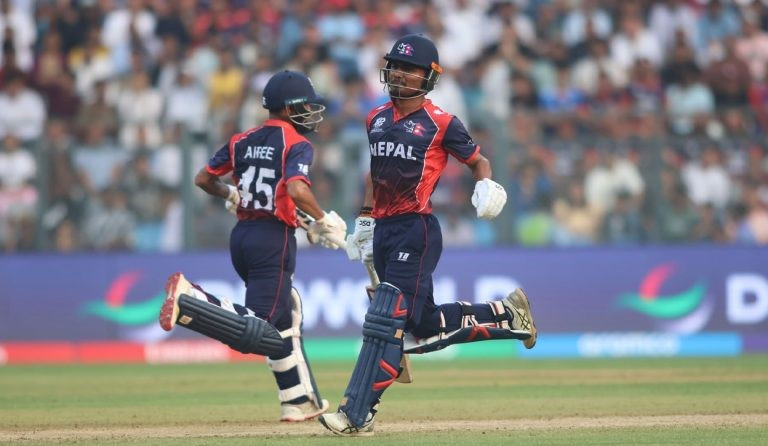 इटलीविरुद्ध नेपाल पहिले ब्याटिङ गर्दै, नेपालको टोलीमा एक परिवर्तन