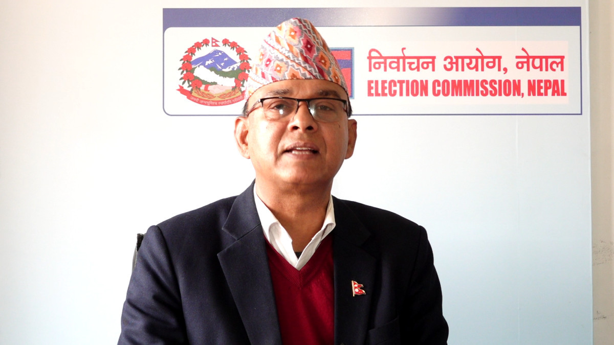 निर्वाचन चिन्हको भौतिक स्वरुप बोकेर प्रचारप्रसारमा हिँडे कारबाही