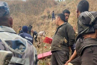 रामेछाप दुर्घटना अपडेट : असई यादवको मृत्यु, ७ जना घाइते