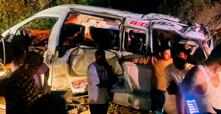 मनकामना दर्शन गरेर फर्केको माइक्रो दुर्घटना, ७ जनाको घटनास्थलमै मृत्यु