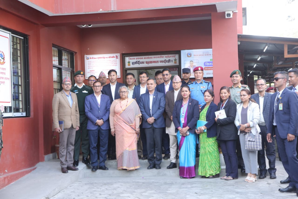 प्रधानमन्त्री कार्की र गृहमन्त्री अर्यालद्वारा काठमाडौं प्रशासनको अनुगमन (तस्बिरसहित)