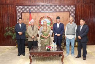 चुनाव सफल पार्न भूमिका खेलेको भन्दै नेकपा नेतालाई प्रधानमन्त्री कार्कीले दिइन् धन्यवाद