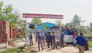 खक्रौला सीमा सुरक्षा गुल्ममा तस्करीको ताण्डव: डीएसपी पौडेलसहितको टोली हेडक्वार्टर तानिए