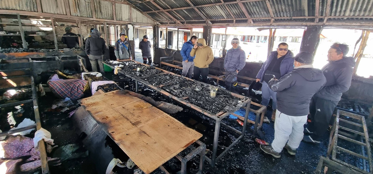पाहुनाले खचाखच भरिएको लजमा आगलागी, एककरोड भन्दा बढीको क्षति