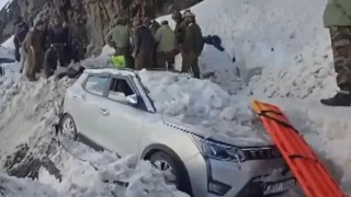 श्रीनगर–लेह राजमार्गको जोजिला पासमा हिमपहिरो : ७ जनाको मृत्यु, ५ घाइते
