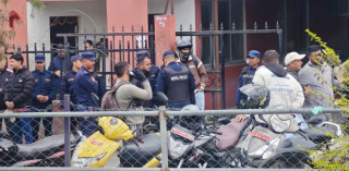 यातायात कार्यालयबाट पक्राउ परे १६ जना बिचौलिया (नाम-ठेगानासहित)