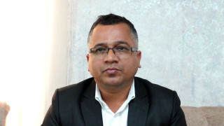 चिकित्सकलाई पनि हप्तामा दुई दिन बिदा चाहिन्छ- डा. रिजाल
