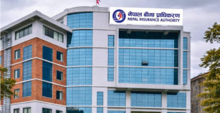 दुई बीमा कम्पनीमाथि प्राधिकरणको डन्डा
