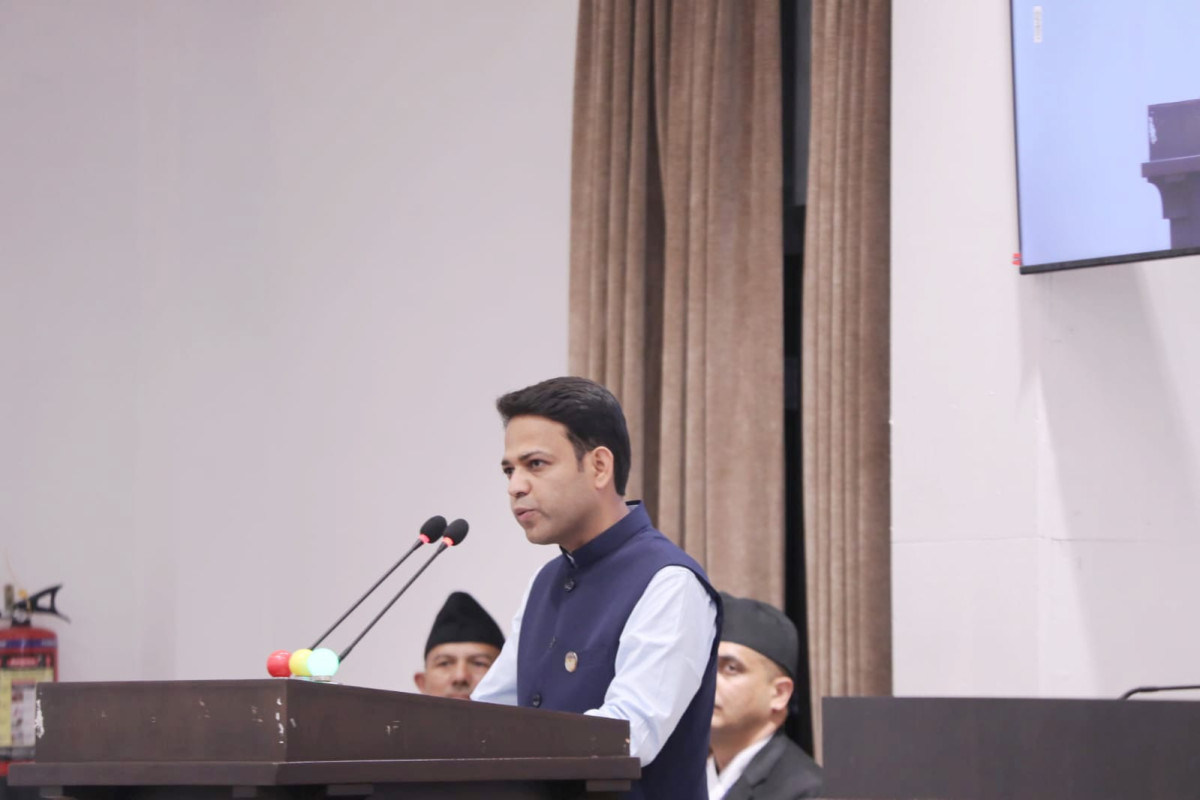 रास्वपाले माग्यो सांसदहरूलाई स्वकीय सचिव
