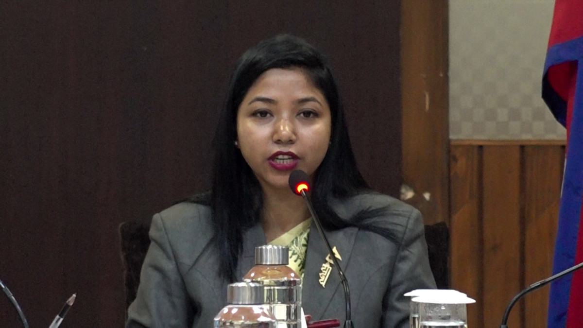 ‘काठमाडौं फिल्म फेस्टिबल’ को घोषणाका लागि कार्यवाहक प्रमुख डंगोल कान्स प्रस्थान गर्दै