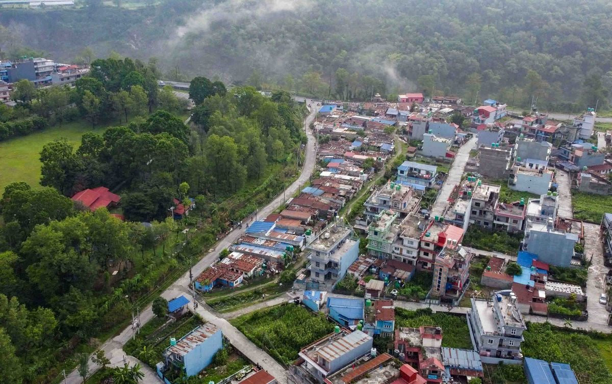 pokhara-sukumbasi-basti_nepal-photo-library4_skIY4Ojx3J.jpg