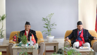 कार्यविभाजन गर्न गुण्डुमा एमाले बैठक, केन्द्रीय कमिटी बोलाउन रावलको माग