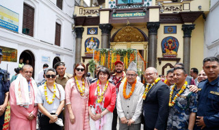 बेलायती मन्त्री सीमा मल्होत्राले गरिन् पशुपतिनाथको दर्शन