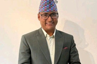 कांग्रेसबाट निर्वाचित गाउँपालिका अध्यक्ष नै रास्वपा प्रवेश