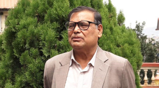 कृष्णबहादुर महरालाई १ लाख धरौटी माग्ने अदालतको आदेश