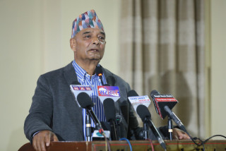 राप्रपा छोडेका धवलशम्सेरले गरे नयाँ पार्टी खोल्ने  घोषणा