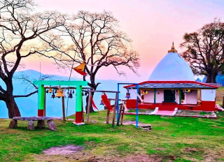पवित्र धार्मिक स्थल गन्याप शिखर पुग्ने पदमार्ग निर्माण हुँदै
