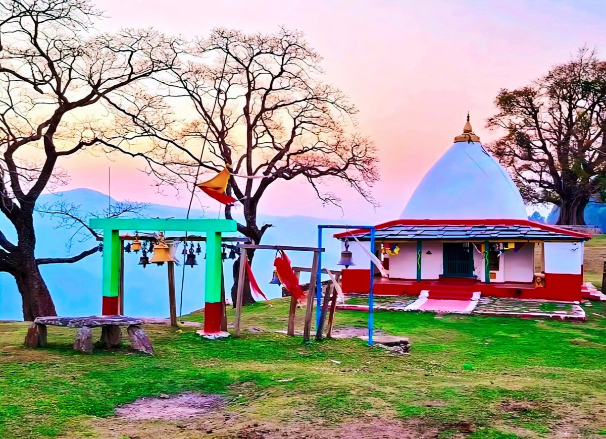 पवित्र धार्मिक स्थल गन्याप शिखर पुग्ने पदमार्ग निर्माण हुँदै