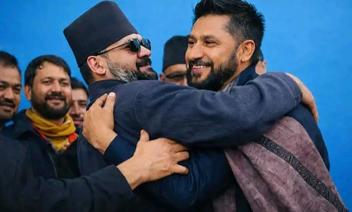 रास्वपा सभापतिमा फेरि रवि निर्विरोध, मध्यराति प्रधानमन्त्रीले लेखे: ‘शुभकामना हाम्रो पार्टीलाई’