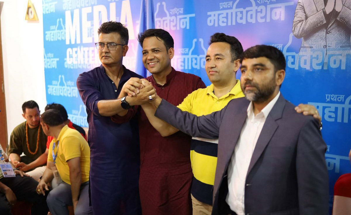 ५ जना प्रभावशाली आकांक्षीको समर्थनपछि महामन्त्रीमा विपिन आचार्य बलियो
