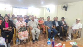 चुनदेवीमा कांग्रेस संस्थापन इतर समूहको बैठक