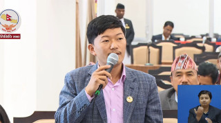 बरु ढुङ्गो बोल्ला हाम्रा प्रधानमन्त्री बोलेनन्: सांसद आरेन राई