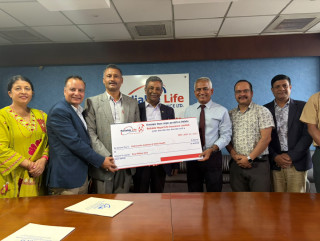 रिलायबल नेपाल लाइफ इन्स्योरेन्सद्वारा काठमाडौं इन्स्टिच्युट अफ चाइल्ड हेल्थलाई ५० लाख सहयोग